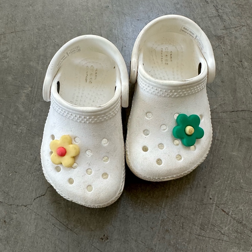 Baby crocs